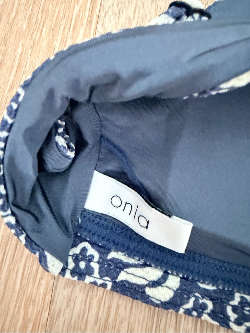 Like New! Onia X Faherty Navy Blue Floral Print Bikini Set- MED - Picture 9 of 10